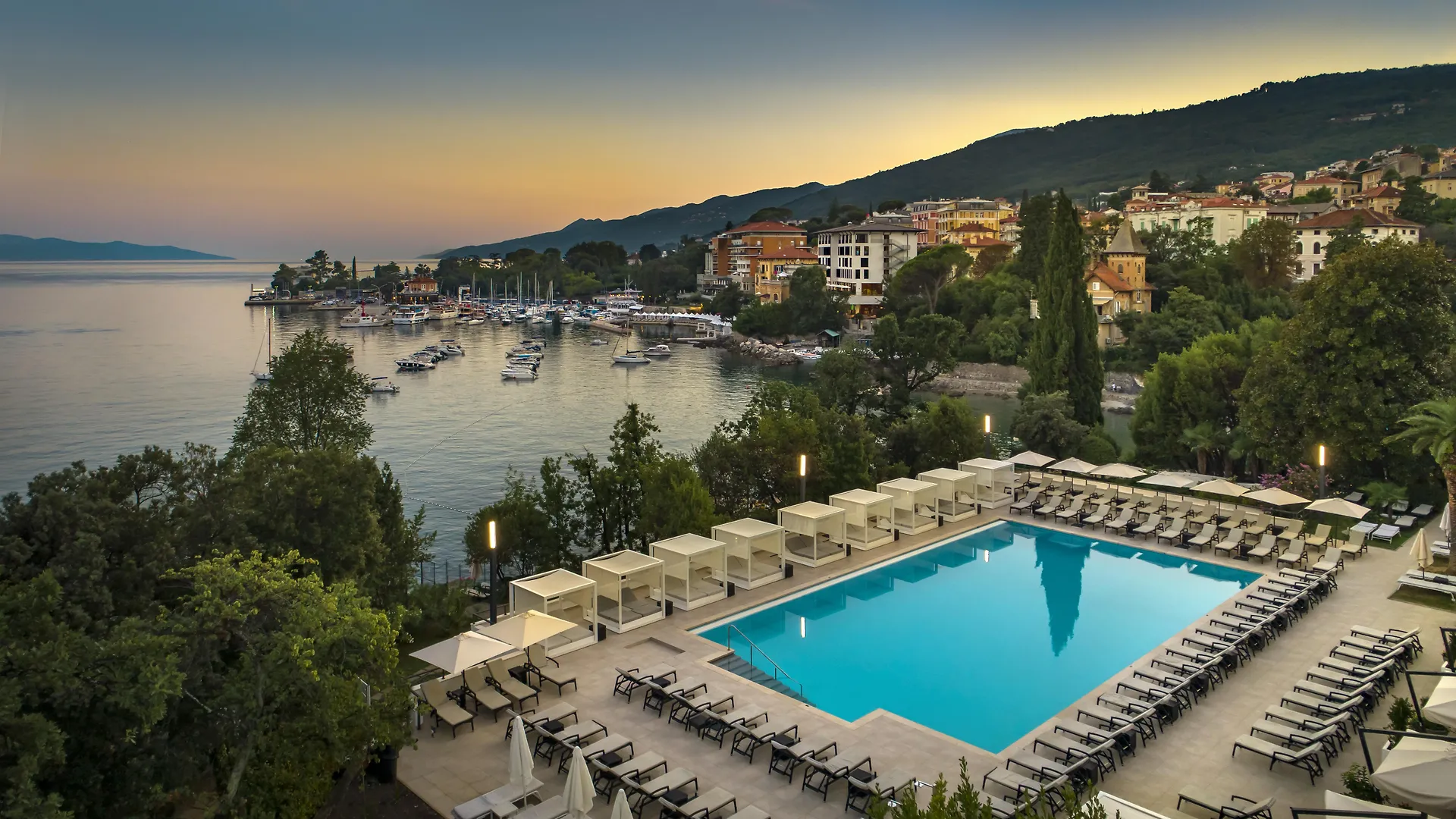 Hotel Ambasador - Liburnia Opatija 5*,  Croacia